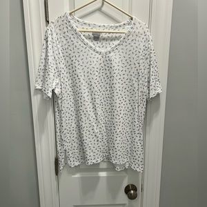 Chico’s white and silver t-shirt